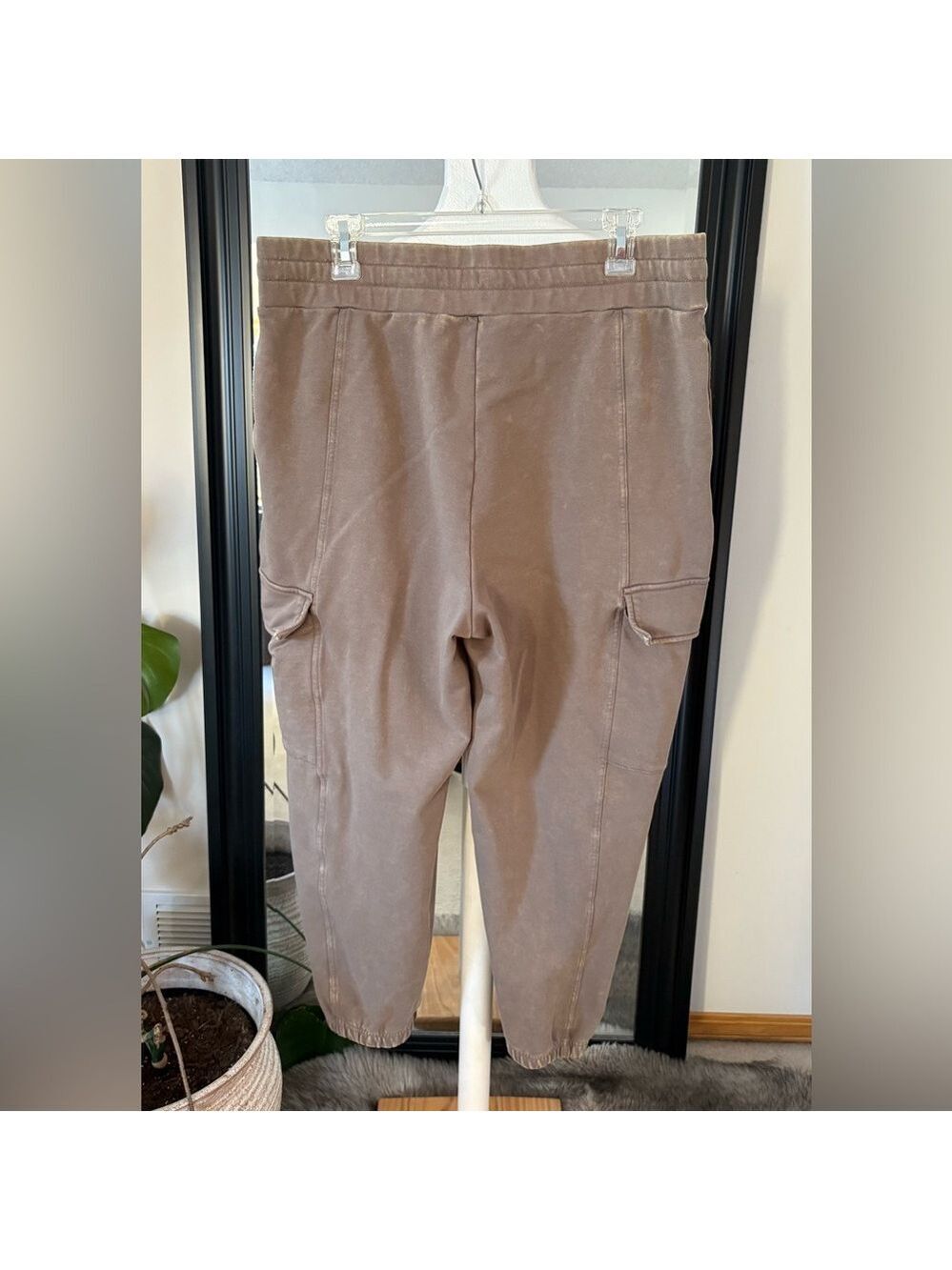 JOYLAB Brown Acid Wash Cargo Joggers - Picture 2 of 3